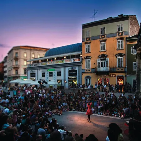 Beautiful In With Wifi Apartamento