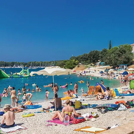 Apartment Beautiful In With Wifi Pula