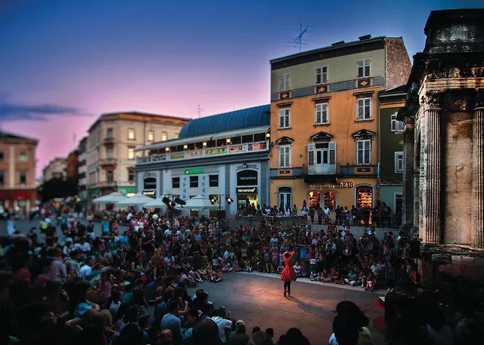 Beautiful In With Wifi Apartment